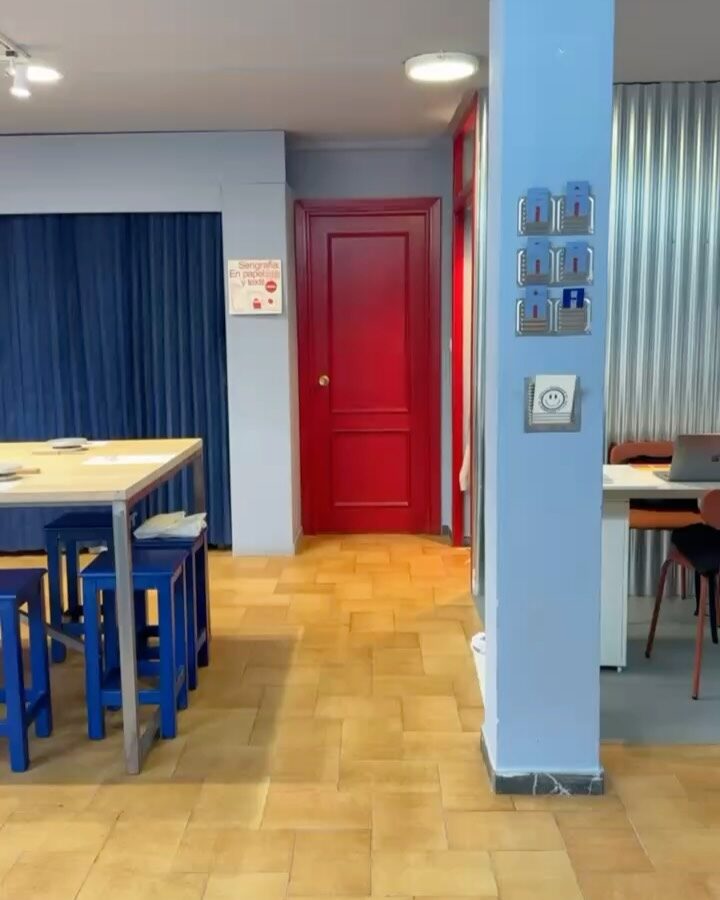 Instagram post from cruda.espacio. This post is in position 3.